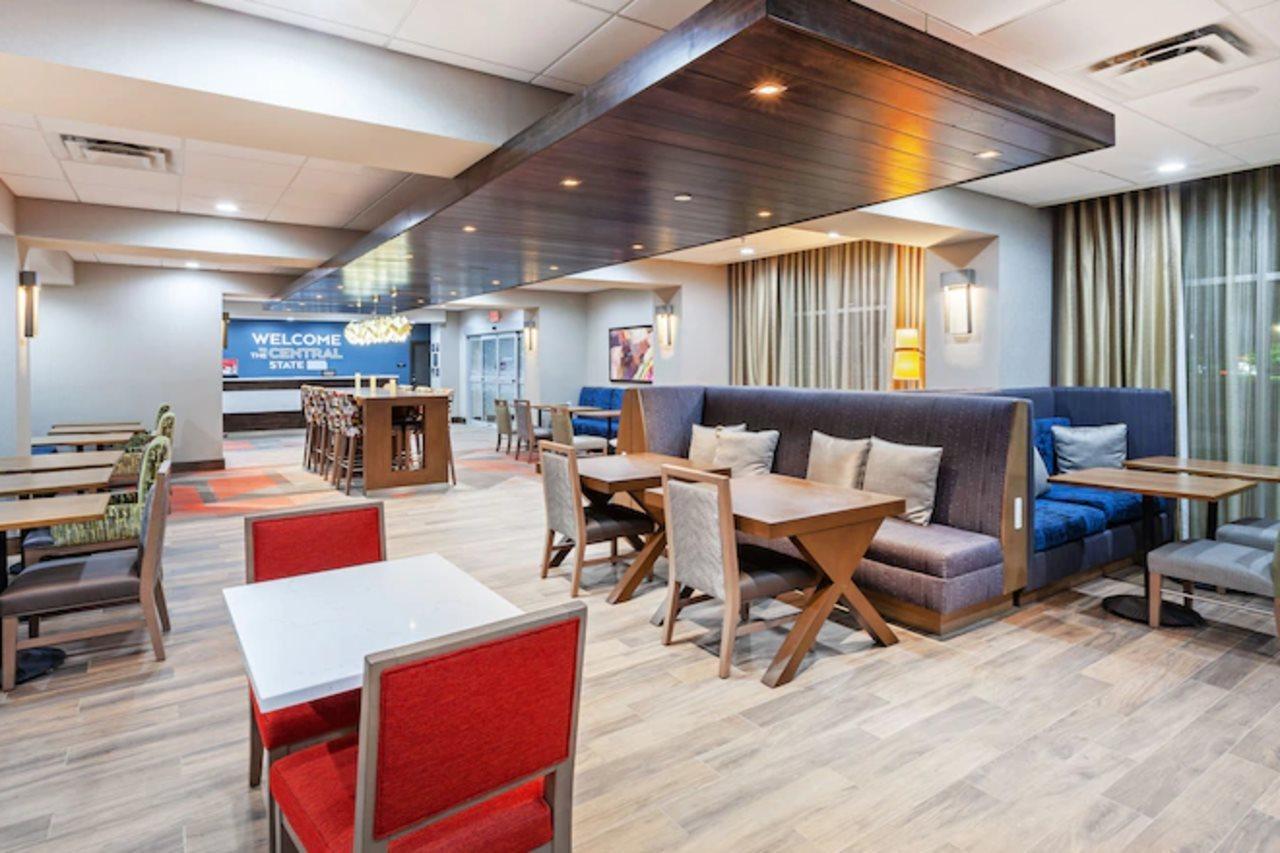 Hampton Inn Gardner エクステリア 写真