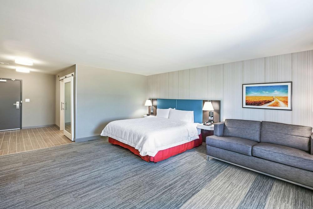 Hampton Inn Gardner エクステリア 写真