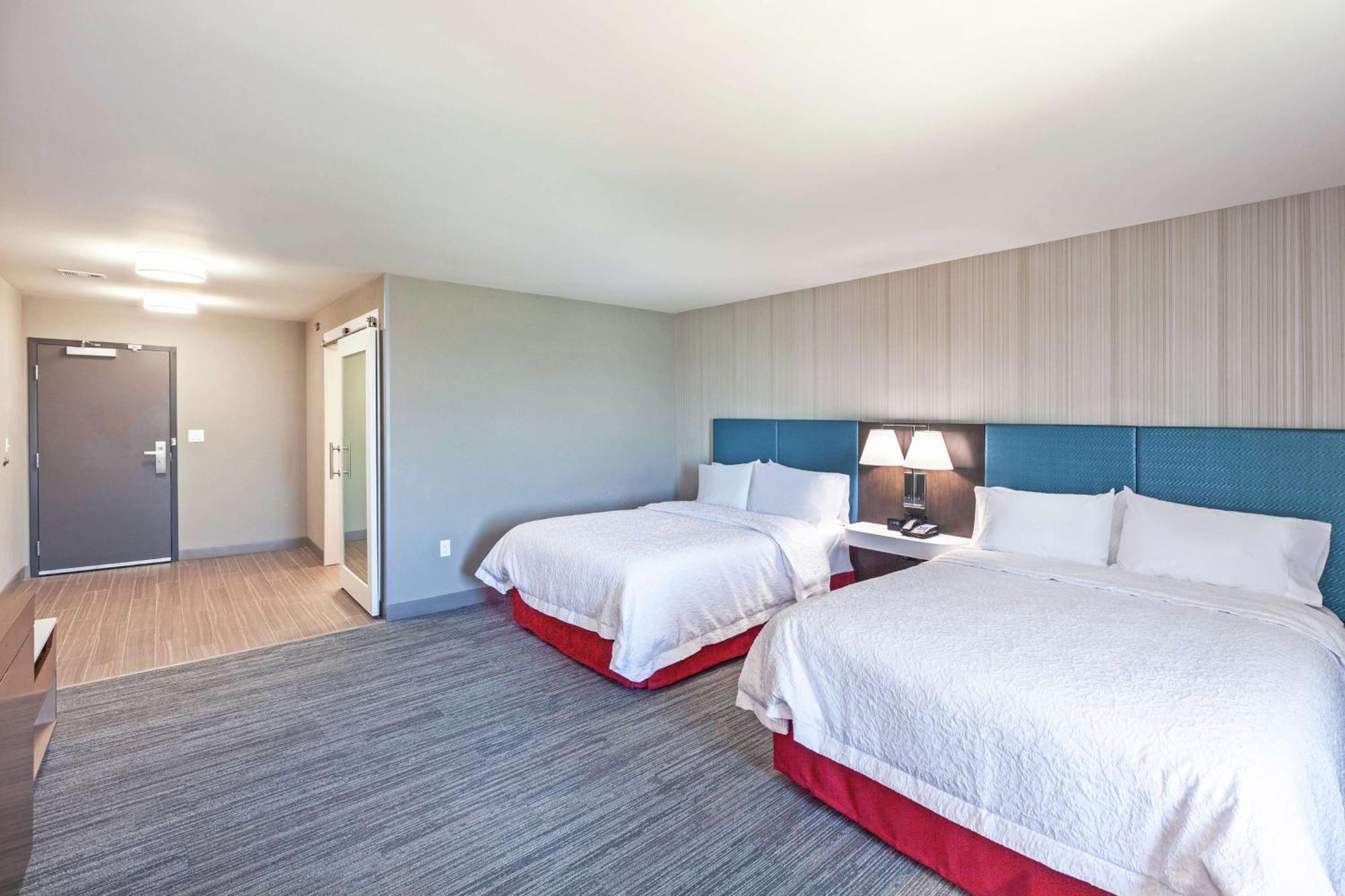 Hampton Inn Gardner エクステリア 写真